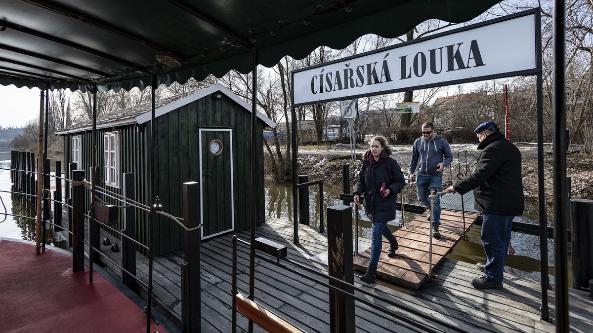 Cestující pražskou MHD se od 25. března svezou všemi vltavskými přívozy